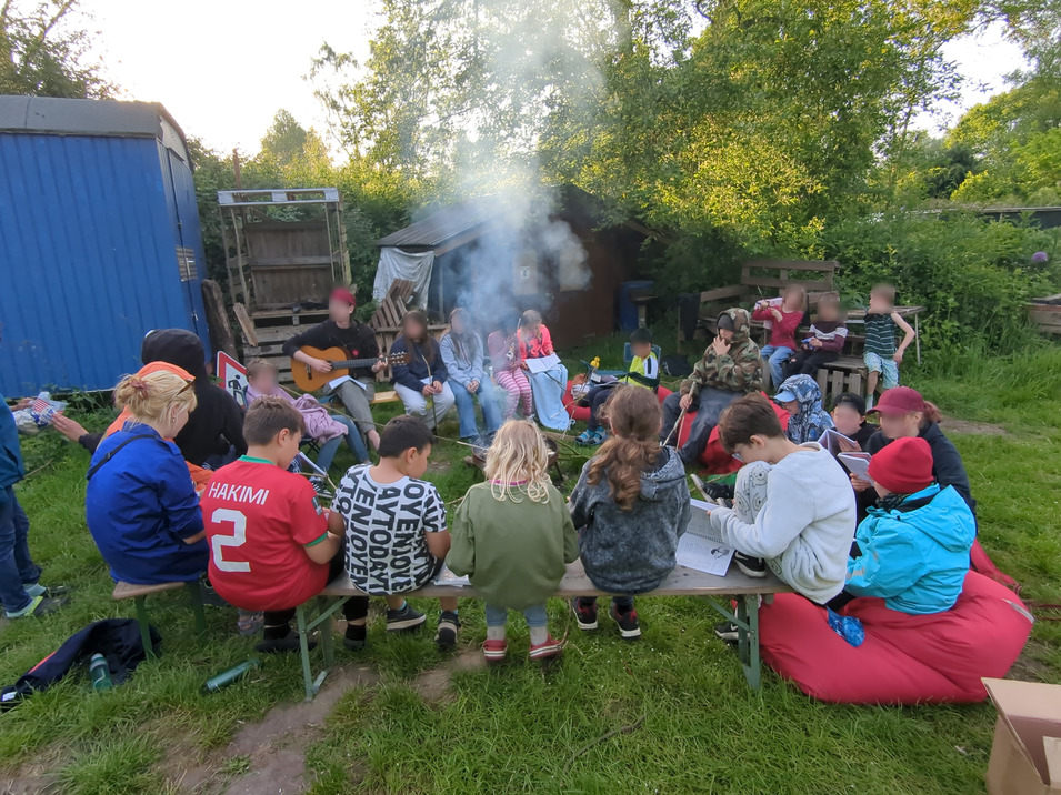 A1fbfe8e5c546cdb66511e61814a1ff94c18f422